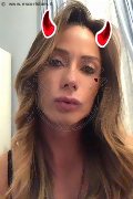 Trav Escort Vivian 366 45 04 341 foto selfie 19