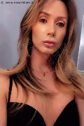  Trav Escort Vivian 366 45 04 341 foto selfie 20
